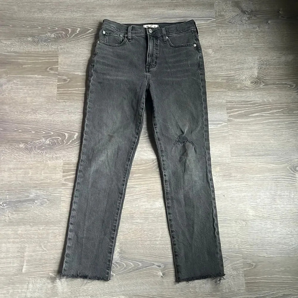 Madewell The Perfect Vintage Jean in Cosner Wash: Knee-Rip - Picture 2 of 12